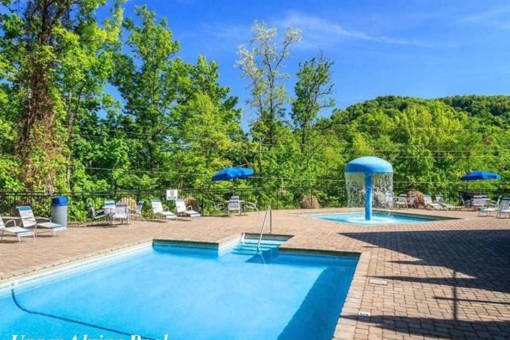 Million Dollar Views! 4 Bedroom, Sleeps 9, Close To National Park And 5 Mi To Gatlinburg! Екстериор снимка